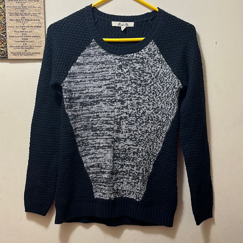 Jessi blu brand blue and gray sweater size M womens